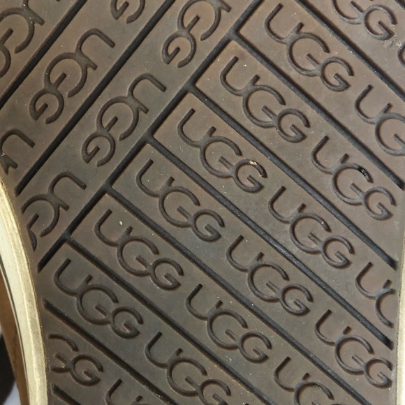 UGG Vanowen Nubuck Leather Lace Up Brown Shoes Sneakers - Picture 12 of 13